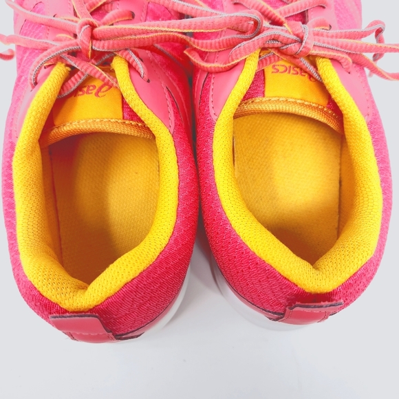 Asics Women’s 8.5 Gel Muse Fit Running Shoes - Picture 8 of 10